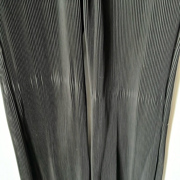 Better Be Pleated Slacks / Dress Pants Wide Legs - Picture 4 of 9